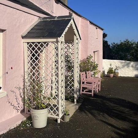 The Pink Cottage Upstairs Suite & Garden Summer Room Whitehead Εξωτερικό φωτογραφία