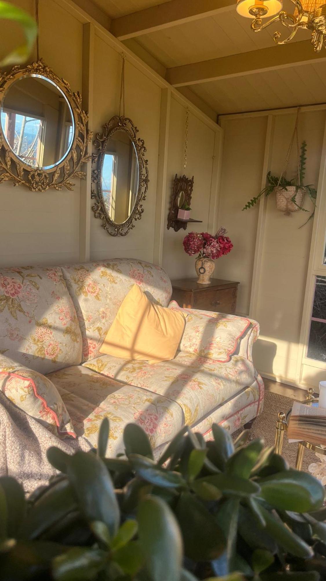 The Pink Cottage Upstairs Suite & Garden Summer Room Whitehead Εξωτερικό φωτογραφία
